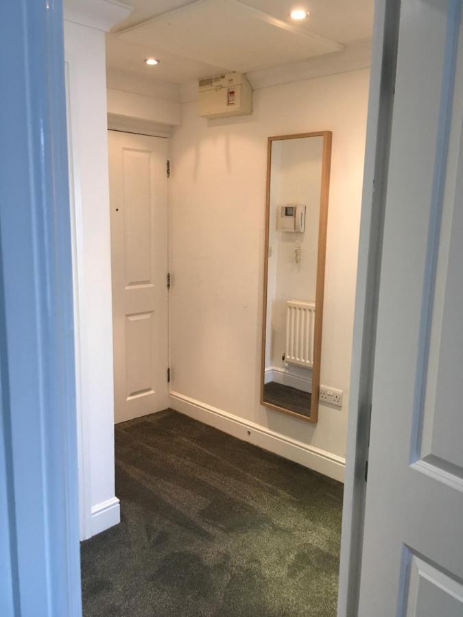 Godwin Court 21 Lejlighed Swindon Eksteriør billede